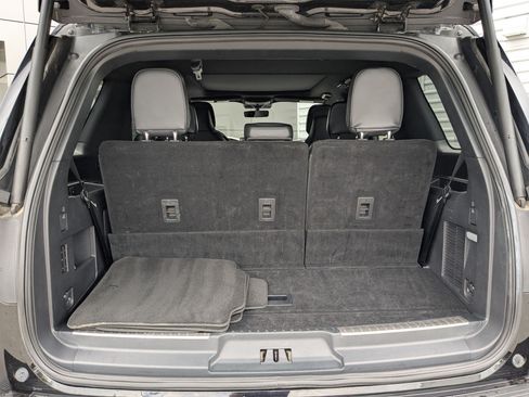 Used 2024 Lincoln Navigator Reserve AWD/4WD image 35