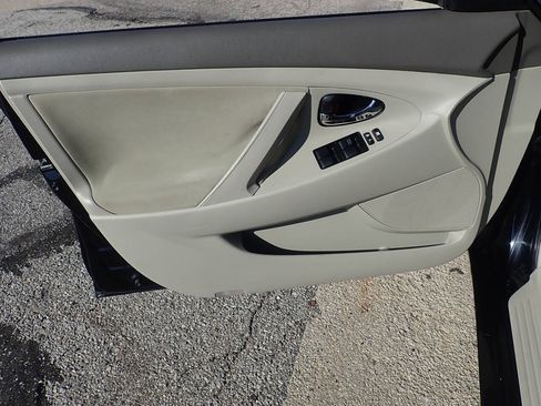 Used 2007 Toyota Camry CE FWD image 9