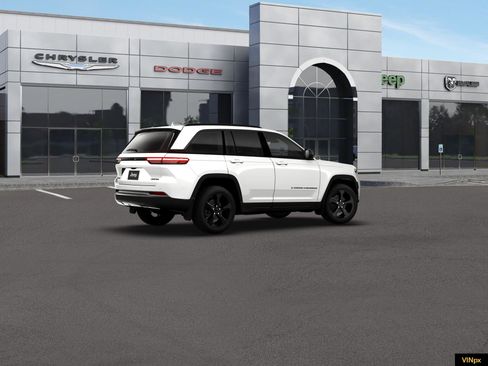 New 2026 Jeep Grand Cherokee Limited w/ Limited Altitude Package image 8