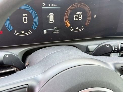 Used 2025 Hyundai Tucson SEL image 12