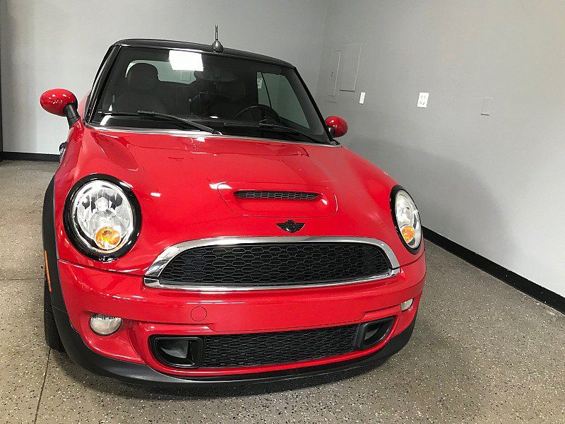 Used 2013 MINI Cooper S w/ Technology Pkg 2 FWD image 16
