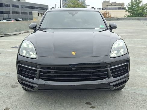 Used 2023 Porsche Cayenne S image 6
