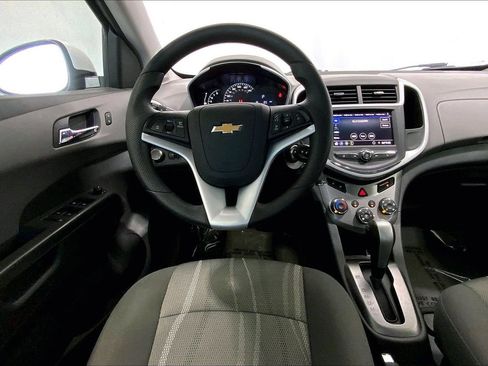 Used 2020 Chevrolet Sonic LT FWD image 4