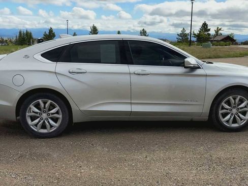 Used 2019 Chevrolet Impala LT FWD image 9