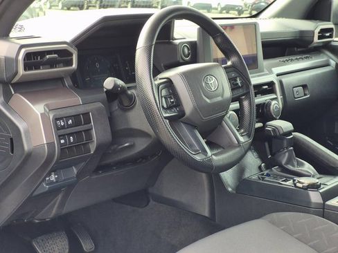 Used 2025 Toyota Tacoma SR5 image 10