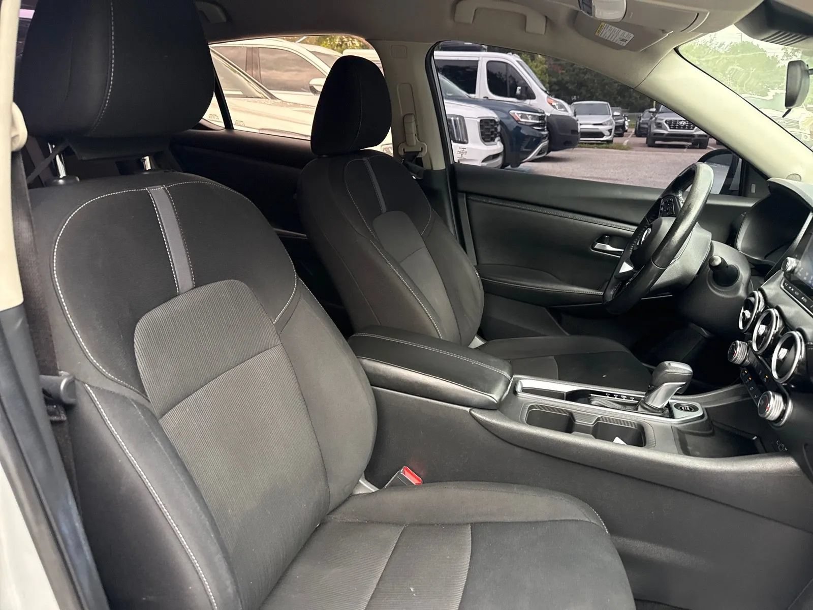 Used 2022 Nissan Sentra SV FWD image 13