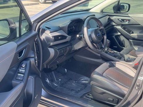 Used 2024 Subaru Crosstrek 2.5i Limited w/ Crosstrek Mirror Package AWD/4WD image 9