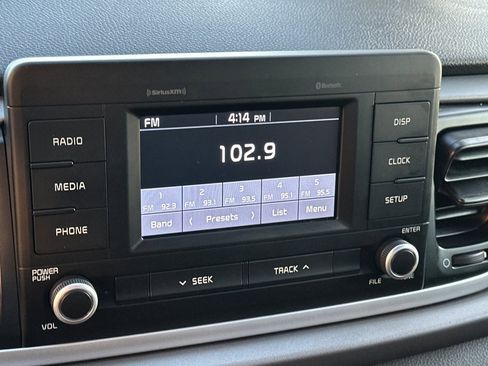 Used 2018 Kia Rio S image 17