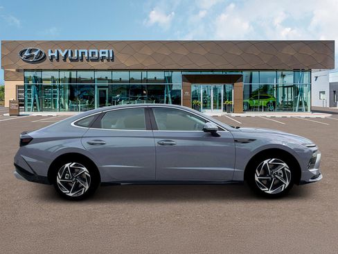 New 2026 Hyundai Sonata SEL image 4