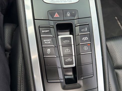 Used 2016 Porsche 911 Carrera Black Edition RWD image 44