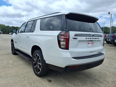 Used 2022 Chevrolet Suburban RST w/ Luxury Package AWD/4WD image 5