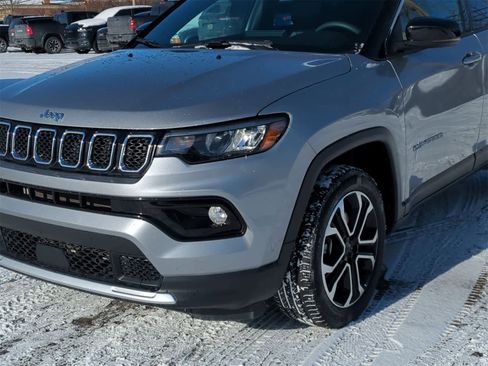 Certified 2024 Jeep Compass Limited w/ Sun and Sound Group image 11