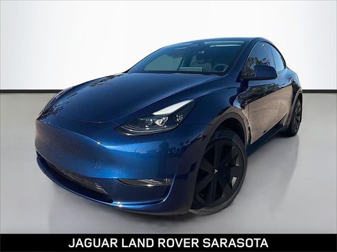 Used 2023 Tesla Model Y Long Range image 1