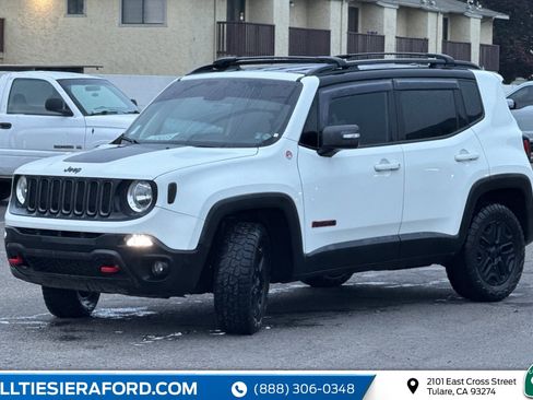 Used 2018 Jeep Renegade Trailhawk image 6