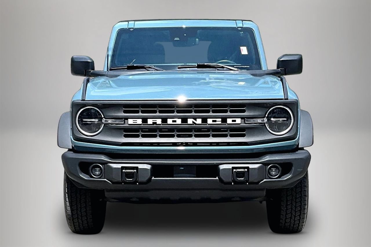 Used 2023 Ford Bronco Black Diamond w/ Sasquatch Package AWD/4WD image 3