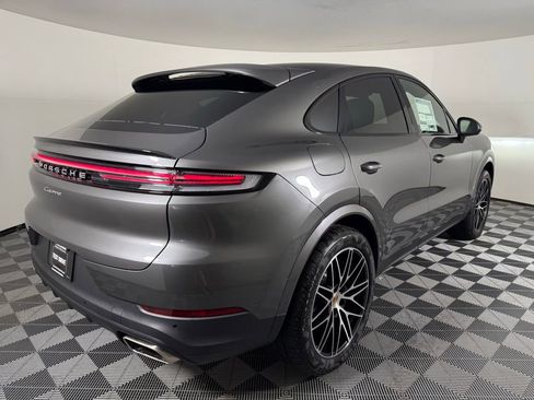 New 2025 Porsche Cayenne Coupe image 7