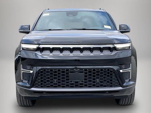 New 2026 Jeep Grand Wagoneer L Limited image 12