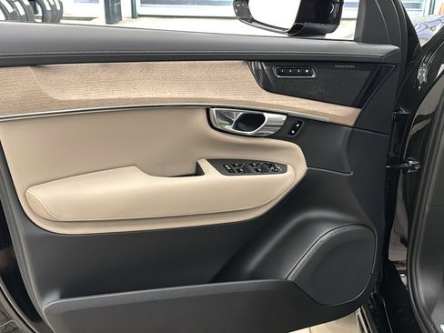 New 2026 Volvo XC90 T8 Plus w/ Protection Package Premier image 21
