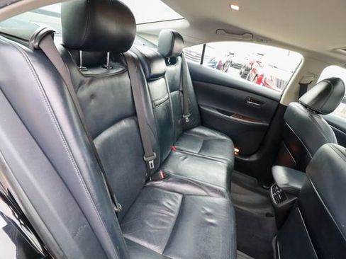 Used 2011 Lexus ES 350 image 42