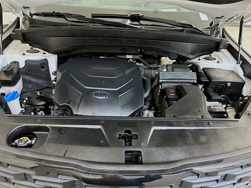 Used 2021 Kia Telluride SX w/ SX Prestige Package image 37