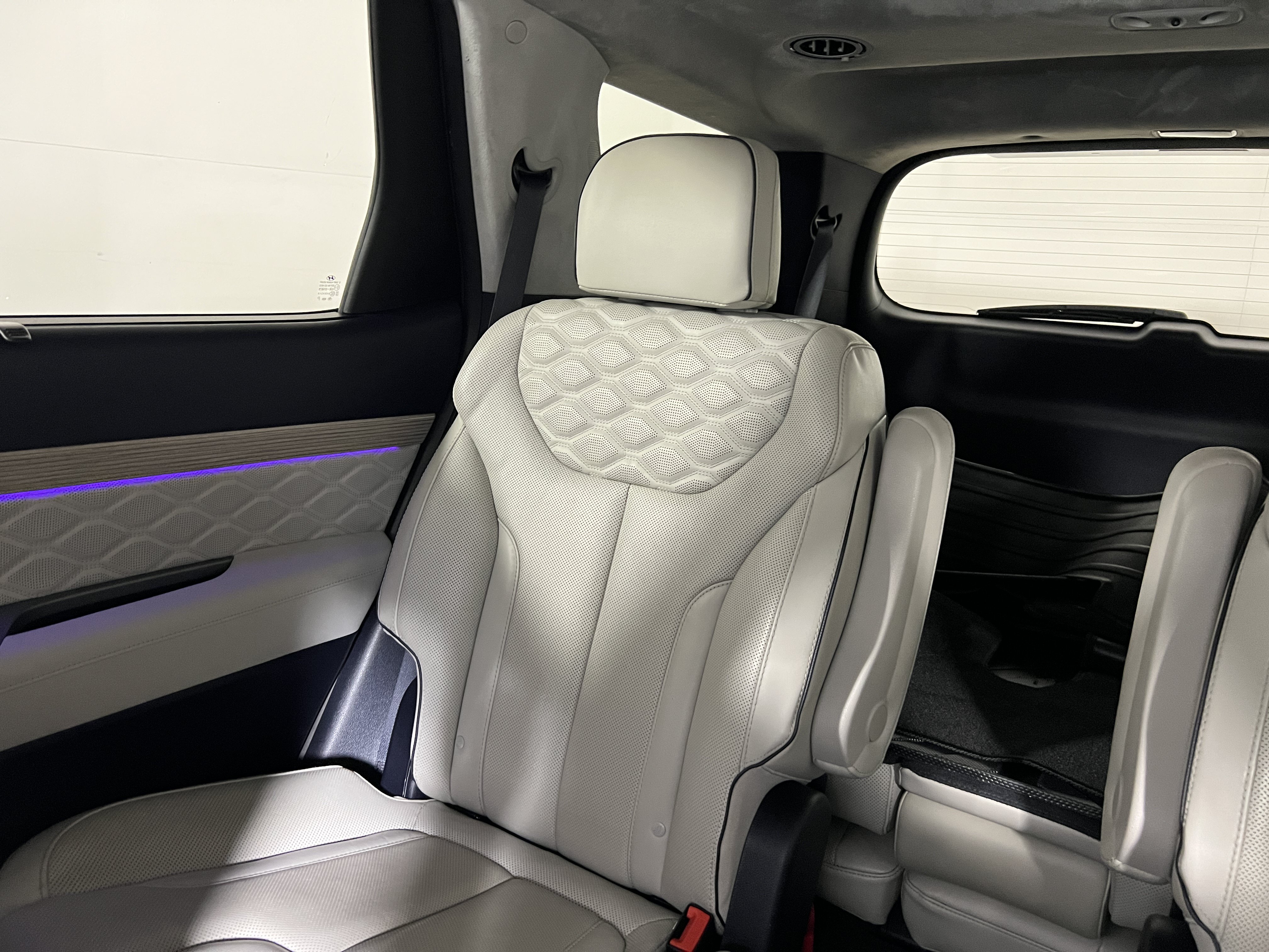 Used 2021 Hyundai Palisade Calligraphy FWD image 13