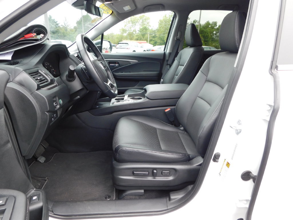 Used 2025 Honda Ridgeline RTL image 17