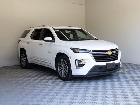 Used 2022 Chevrolet Traverse High Country AWD/4WD image 6