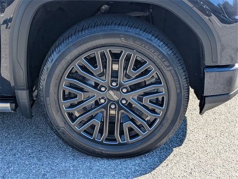 Used 2022 GMC Sierra 1500 Denali Ultimate image 11