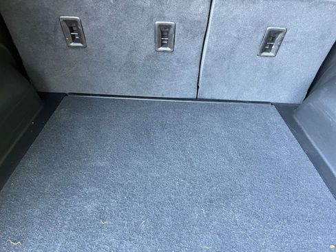 Used 2025 Chevrolet Blazer LT FWD image 32