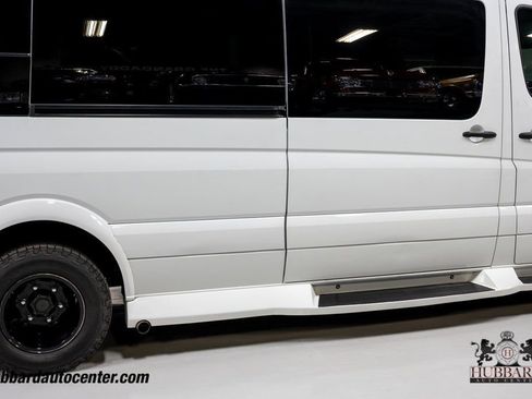 Used 2018 Mercedes-Benz Sprinter 3500 image 36