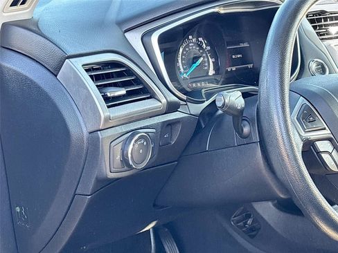 Used 2019 Ford Fusion S FWD image 10