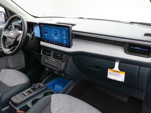 New 2026 Ford Maverick XLT image 22