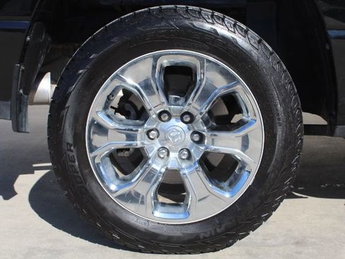 Used 2021 RAM 1500 Big Horn image 10