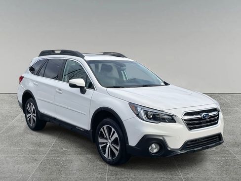 Used 2019 Subaru Outback 3.6R Limited w/ Popular Package #2 image 7