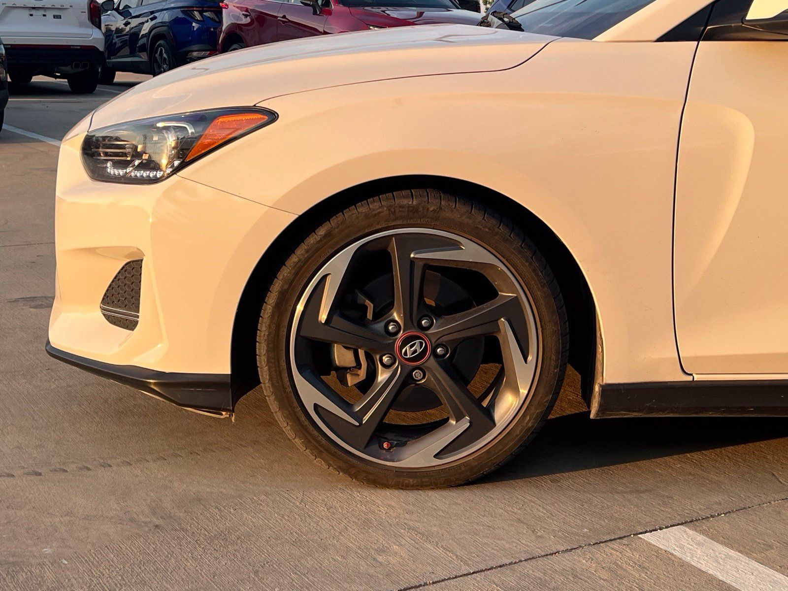Used 2019 Hyundai Veloster Turbo FWD image 8