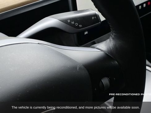 Used 2023 Tesla Model Y Long Range image 15