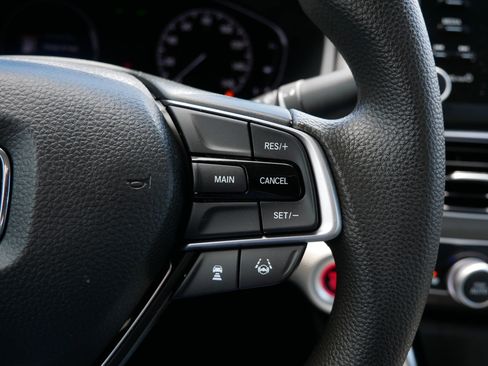 Used 2020 Honda Accord LX image 29