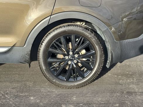 Used 2022 Kia Telluride SX w/ Towing Package image 38