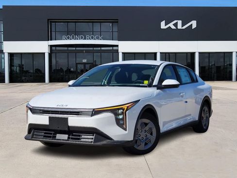 Used 2025 Kia K4 FWD image 1