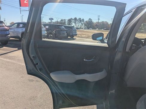 Used 2025 Honda HR-V LX image 24