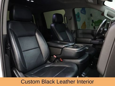 Used 2021 GMC Sierra 3500 4x4 Crew Cab w/ Gooseneck/5TH Wheel Package image 17