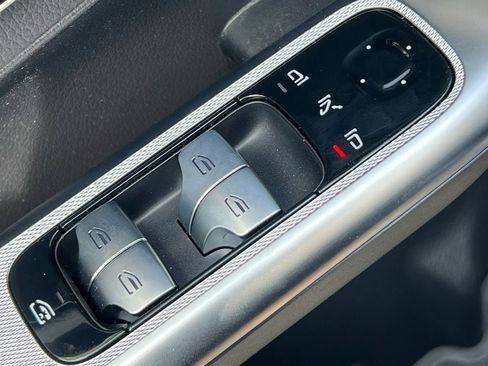 New 2026 Mercedes-Benz GLC 300 4MATIC image 16