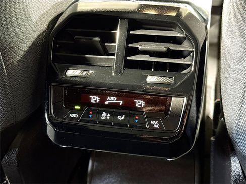 Used 2023 BMW iX xDrive50 w/ Sport Package image 20