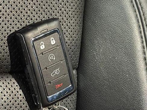 Used 2024 Jeep Wagoneer Series II image 21