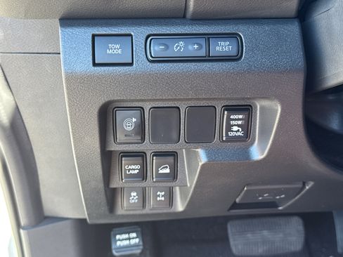 Used 2025 Nissan Frontier PRO-4X w/ Pro Premium Package image 27