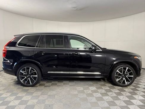 Used 2023 Volvo XC90 B5 Plus AWD/4WD image 5