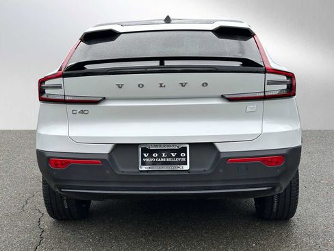Certified 2023 Volvo C40 P8 Recharge Ultimate image 4