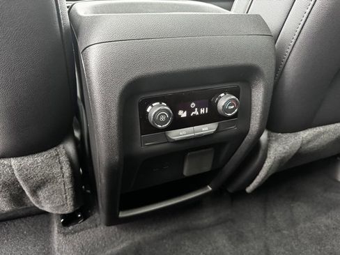 New 2026 Chevrolet Traverse Z71 w/ Driver Confidence Package image 9