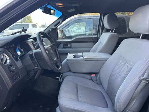 Used 2012 Ford F150 XLT w/ XLT Chrome Pkg image 9