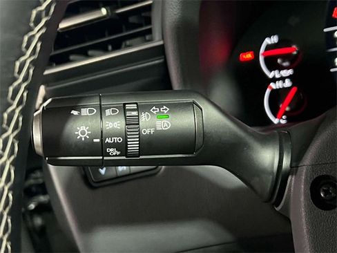 Used 2024 Lexus LX 600 F Sport image 29